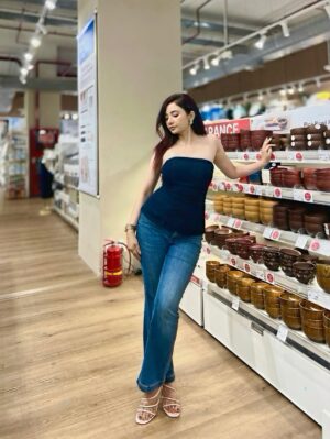 Amrita Mishra Instagram - In my own era āØ
#msmishra #viral #fashionista #fashionphotography