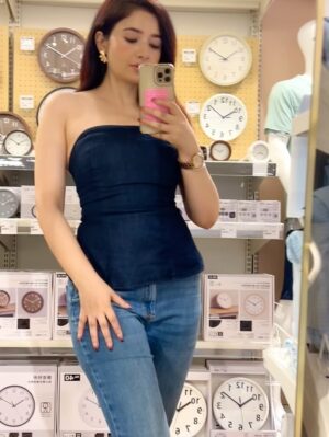 Amrita Mishra Instagram - In my own era āØ
#msmishra #viral #fashionista #fashionphotography