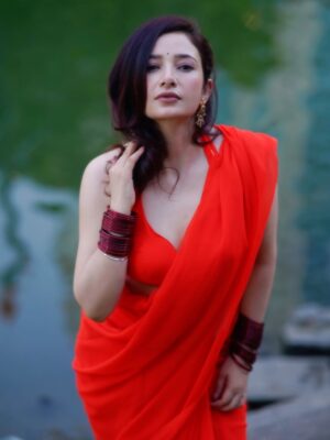 Amrita Mishra Instagram - Sundar š¦š§”
.
@pixelpassionfotography
@amritamisshraa
@pixellence_art
#explore #explorepage #saree #sareelover #sarees
(Sareeshoot, sarees , backpose, mumbai)