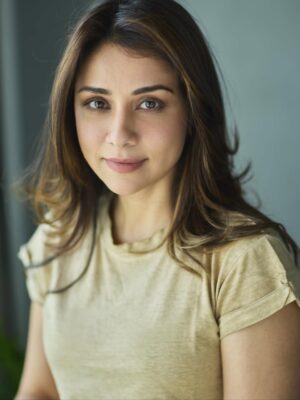 Amrita Puri Instagram - New headshots, long overdue.
Thank you, @rohanshrestha — the best, as always.

📸 @rohanshrestha 
HMU @mudindia