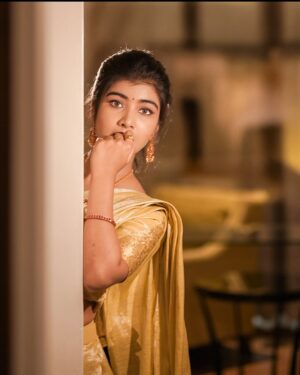 Amrutha Prem Instagram - 🪈🦚

Wearing: @haritva_designer_studio 
Makeup & Hair: @geetha_artistry_ & @sahanadhani__makeover 
Captured by: @pixcelspace