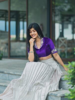 Amrutha Prem Instagram - 💕

Wearing: @haritva_designer_studio 🪻
Accessories: @thespatika ✨
P.C: @_n.i.k.k.y___ 🫶

#amruthaprem #bestieengagement💍 #bridesmaiddress #longduepost