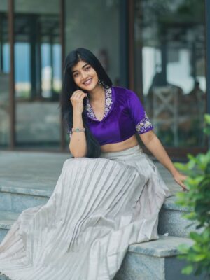 Amrutha Prem Instagram - 💕

Wearing: @haritva_designer_studio 🪻
Accessories: @thespatika ✨
P.C: @_n.i.k.k.y___ 🫶

#amruthaprem #bestieengagement💍 #bridesmaiddress #longduepost