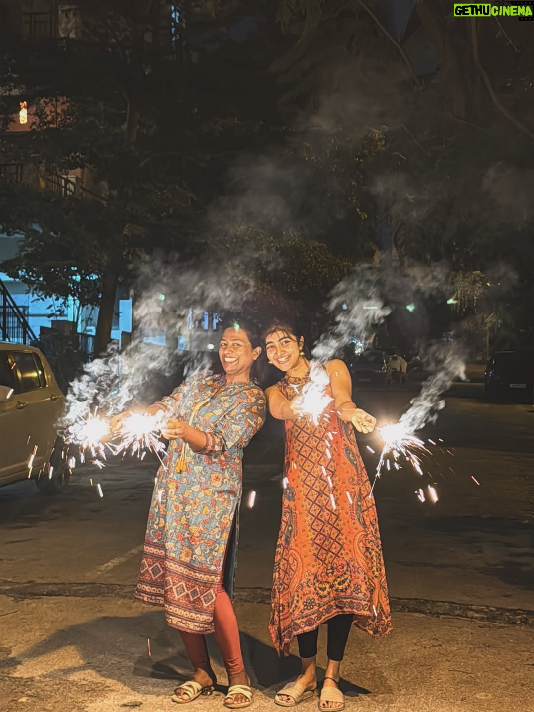 Amrutha Prem - 30K Likes - Some of the bucket lists that came true in 2025
Heart is just grateful for every little and big thing that happened🤍✨

Learnt new things, went on adventures, visited my favourite places, celebrated moments that truly mattered,met myself in newer versions, trusted the process even on days it felt heavy🤍

Collected memories, laughter, lessons, and quiet wins.
A year of becoming, believing, and being thankful — always 🤍✨

🧿🪬