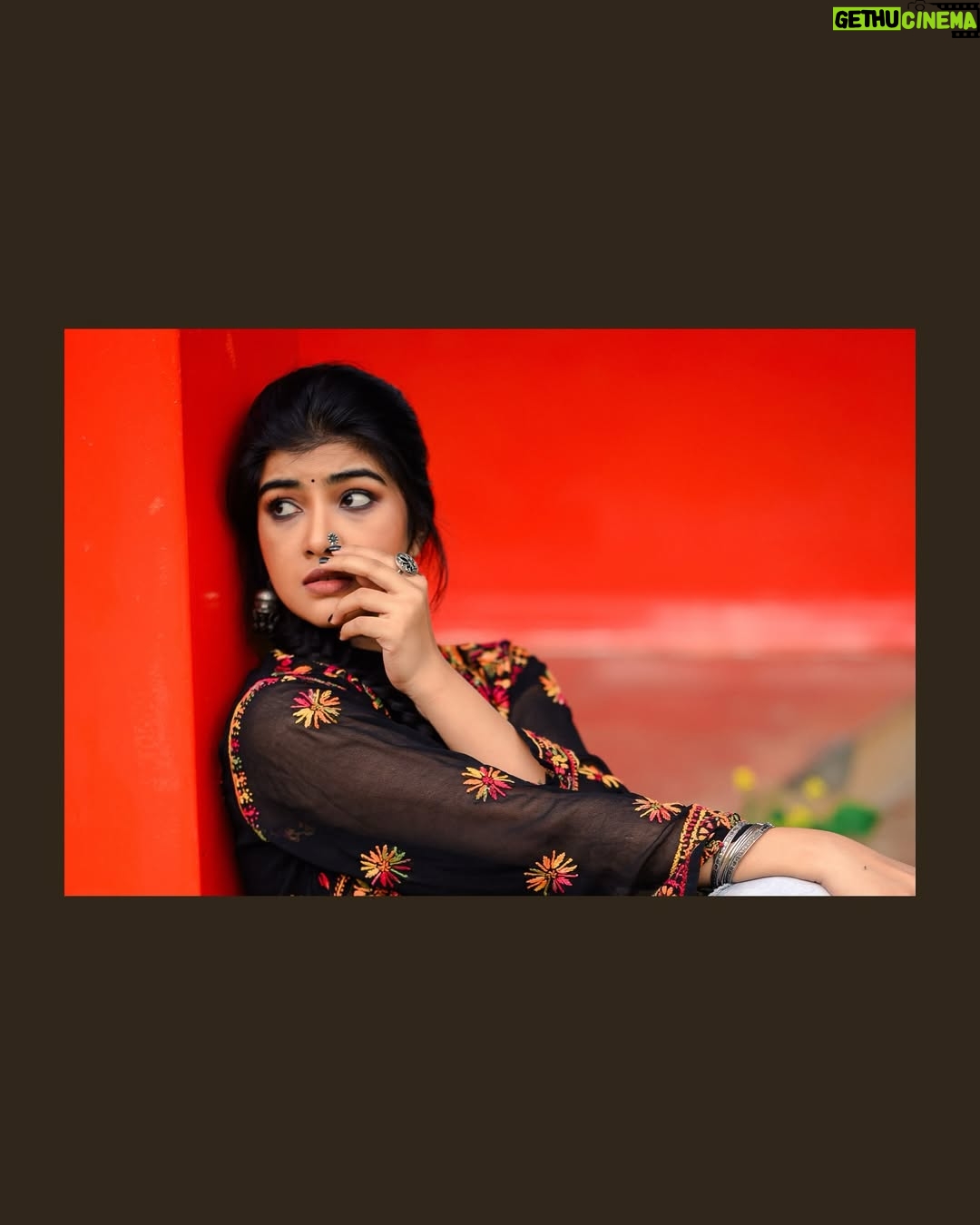 Amrutha Prem - 34.8K Likes - ದೀಪಾವಳಿ ಹಬ್ಬದ ಶುಭಾಶಯಗಳು 🌻❤️✨

Makeup: @arushmakeover ✨
Shot by: @framesbyvikaskakolu ✨
Hair: @hairbysharada_murthy ✨