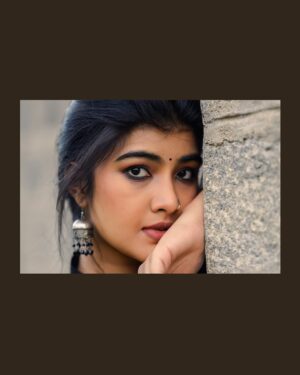 Amrutha Prem Instagram - ದೀಪಾವಳಿ ಹಬ್ಬದ ಶುಭಾಶಯಗಳು 🌻❤️✨

Makeup: @arushmakeover ✨
Shot by: @framesbyvikaskakolu ✨
Hair: @hairbysharada_murthy ✨