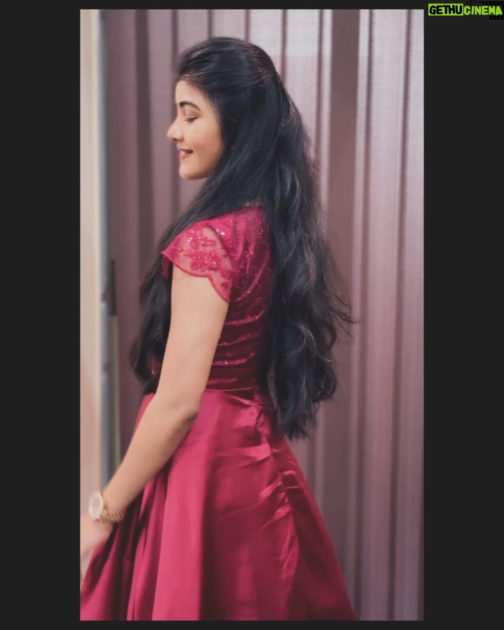 Amrutha Prem - 35.2K Likes - Living in the dream outfit💃✨

Wearing: @haritva_designer_studio The best♥️
P.C: @premnenapirali 🤪🤗