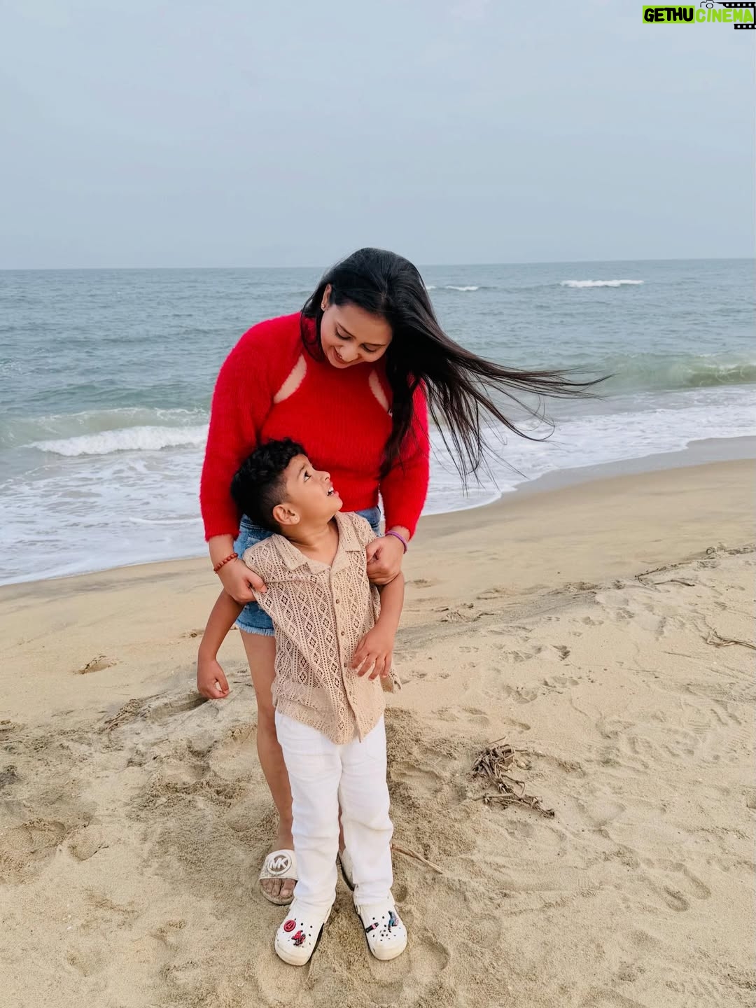 Amulya - 167K Likes - ಒಲವೇ ಒಲವೇ ಒಲವೇ ನನ್ ಈ ಜೀವನೇ ಮುಡಿಪಾಗಿಡುವೆ ✨🧿

- ಮೌಲ್ಯ ಕೆಂಪರಸ್ MK ❤️
