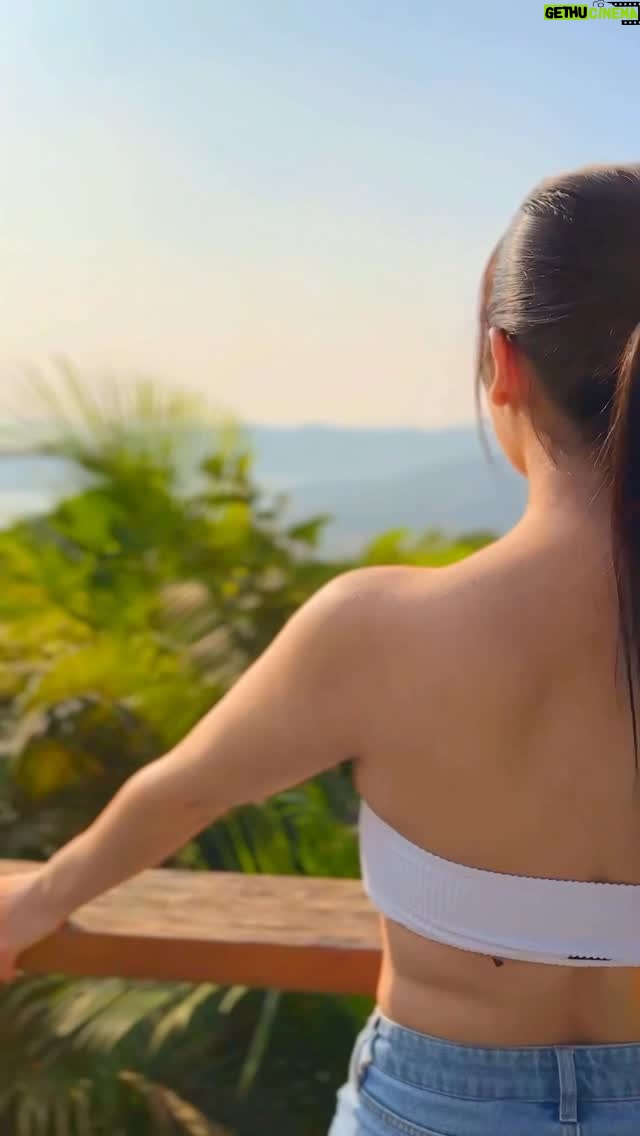 Amy - 46.6K Likes - Stepping into 2026 with nature at @foresthillstala. 2026 is about alignment, with my body, my values, and the life I’m building.