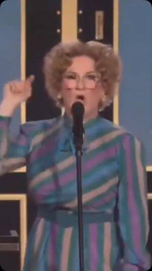 Ana Gasteyer Instagram - Sometimes you just have to let go and wish people well. 
Sure do. 
#SNL50