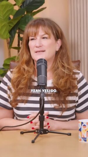 Ana Gasteyer Instagram - Here’s hoping for more hits on Grindr in 2026.