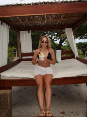 Ana Maria Marković Instagram - Coconut water is my summer love🥥🤤