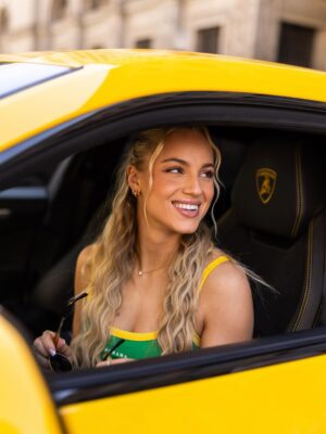 Ana Maria Marković Instagram - Rent your Lambo now 💛💚 @rentalcars_russo 

Photos: @jonashaid 📸