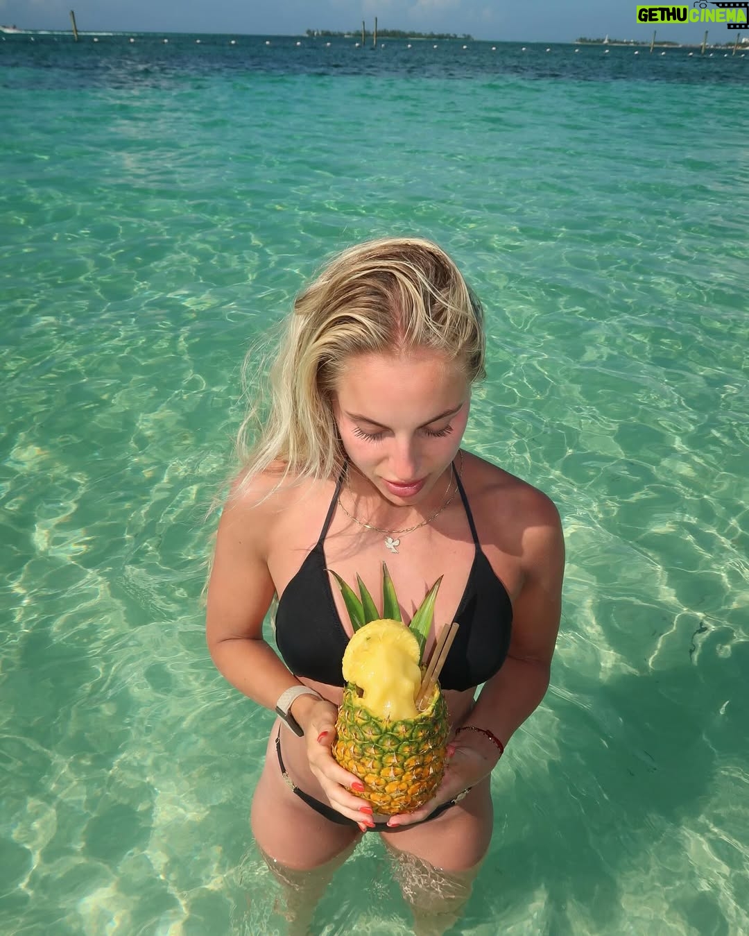 Ana Maria Marković - 114.5K Likes - Bahamas you got my heart 🇧🇸✨