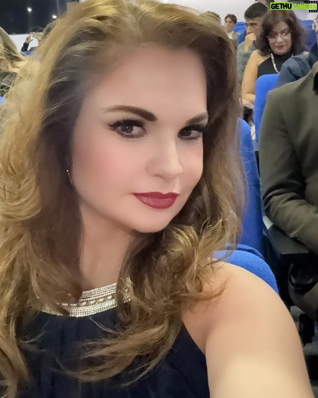 Ana Patricia Rojo - 4.1K Likes - Noche de galardones, gracias Raag , gracias CANACO Servitur, gracias a ti que me sigues , a ti que has ido al teatro , a ti que me apoyas y me alientas. Me siento profundamente bendecida y agradecida.