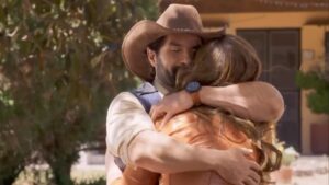 Ana Patricia Rojo Instagram - Néstor y Eva deciden vivir juntos y volver a ser pareja 

#Monteverde 💚 de lunes a viernes a las 8:30 p.m. por #LasEstrellas ✨
