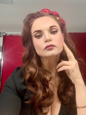 Ana Patricia Rojo Instagram - Hoy tocó Perfume de Gardenia en Monterrey como actriz invitada, es maravilloso poder hacer distintos personajes y estar en estos proyectos hermosos…