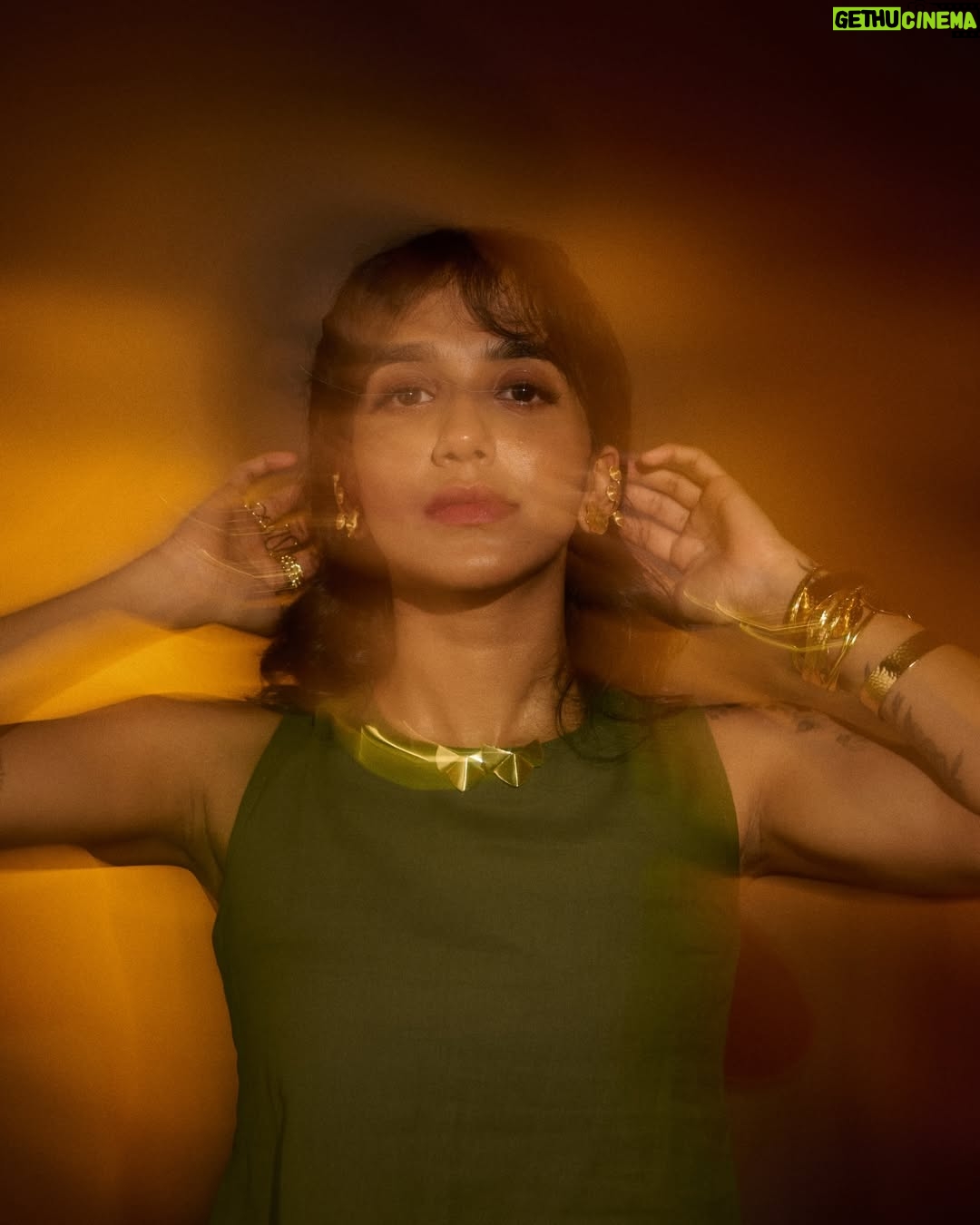 Anagha Ravi - 39.4K Likes - Darling, shine! That’s all. 💫 

Styling @styyledbyjoe 
Photography @jibinartist 
Muah @makeup_artist_aneeshmadhav_in 
Outfit @vemoragrey 
Jewellery @purpletulip.in 
Location @plan.b.actions 
Styling team @raashi___na__
