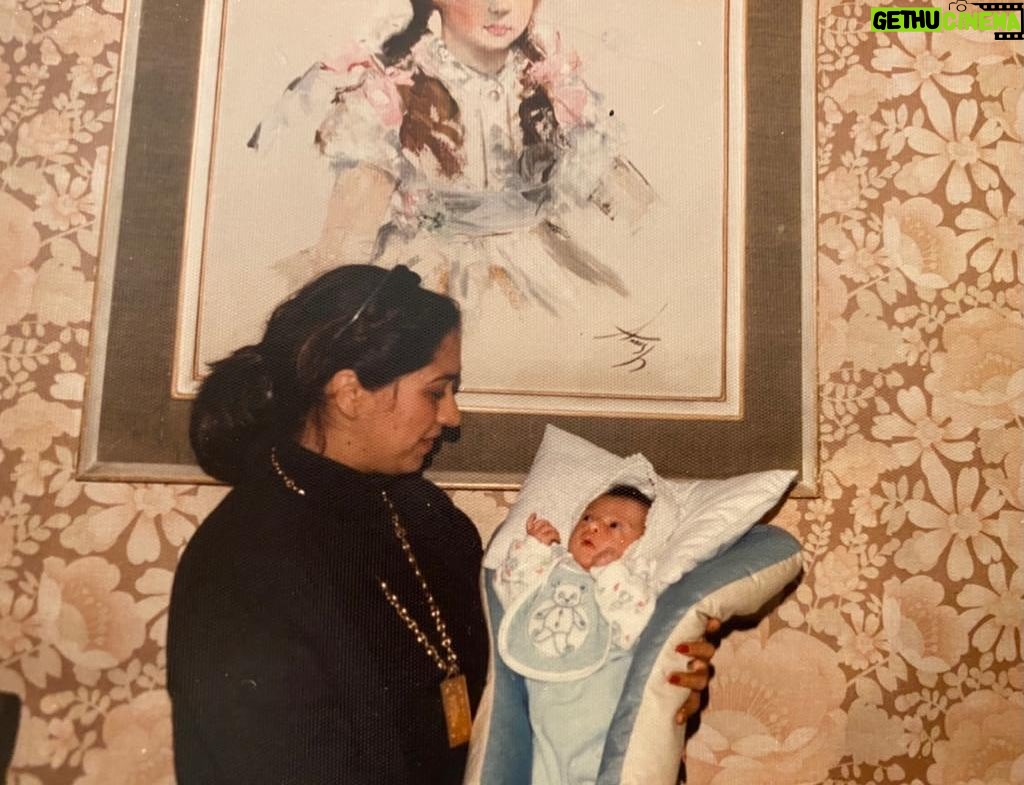 Anahita Dargahi - 56.6K Likes - روزت مبارک فرشته ی روی زمین⭐️
#happymothersday
