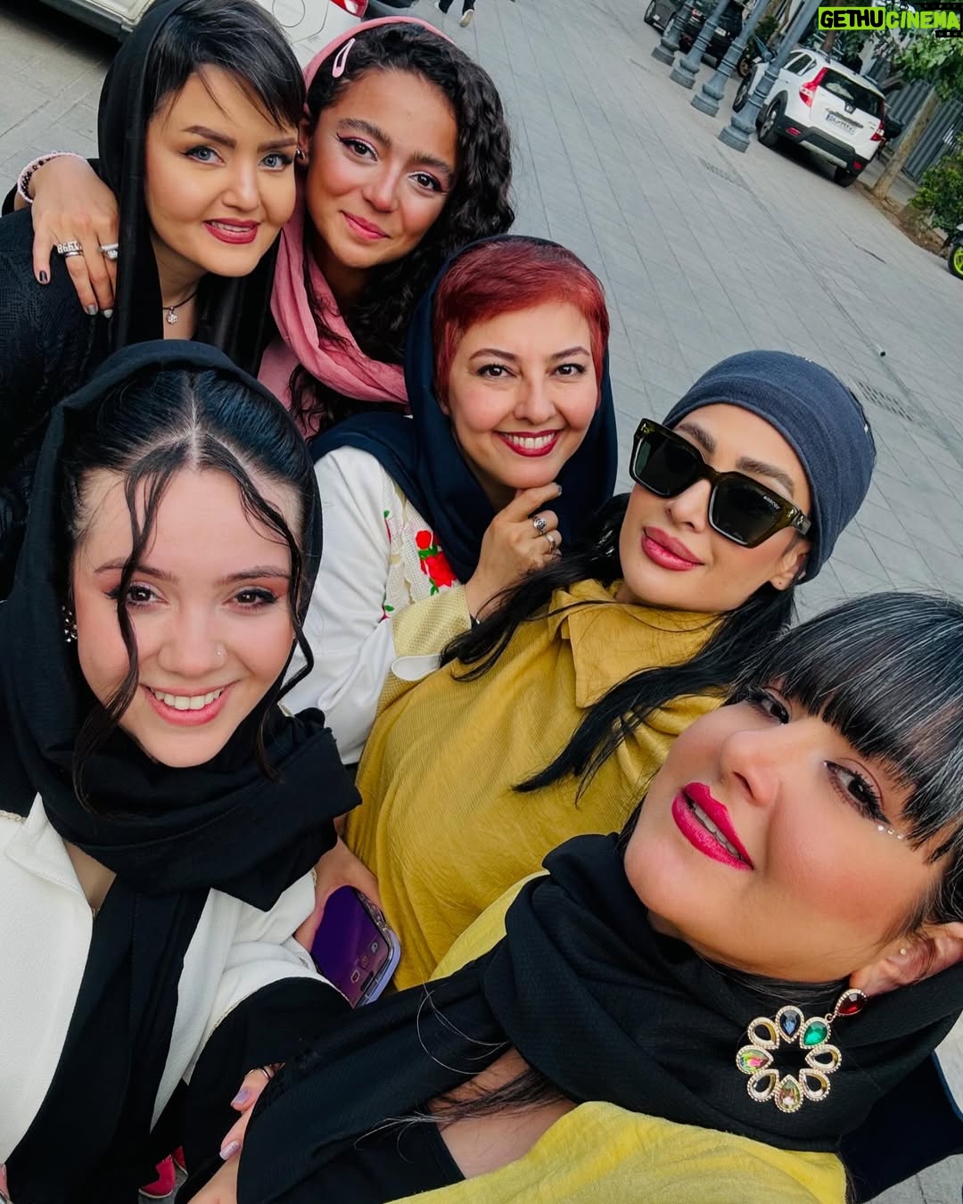 Anahita Hemmati - 21.4K Likes - بعد از اجرای ۵ تیر ماه تالار وحدت
در کنار بهترین ها ❤️❤️❤️❤️
آناهیتا جانم یار همیشگی پلاریس
 لیلا جانم دوست قدیمی پلاریس
 چقدر خوشحالیم که مثل همیشه در کنارمون بودین ⭐️💫⭐️

۱۲،۱۳ تیر ماه فرهنگسرای نیاوران اجرامون تمدید شد 💃🏻 
منتظرتون هستیم ❤️‍🔥🫶🏽💃🏽

با تشکر از صنایع غذایی گیلانی حامی مالی پلاریس‌بند
@anahitahemmati @leilabolukat @gilaniifood 
@baharilchi 

#از_موسیقی_بانوان_حمایت_کنیم #پلاریس_بند #گروه_ستاره_قطبی #گروه_ستاره_قطبى_پاپ_بانوان #موسیقی #موسیقی_پاپ #کنسرت #کنسرت_پاپ #polarisband #polarisband_popmusic #زن #هنرمند