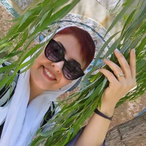 Anahita Hemmati Instagram - #☮️ 
#peace #hope
#درخت_زیبای_من #بید_مجنون 
#photobyanahitahemmati 
#anahitahemmati #anahita 
#sep2024
#آناهیتا_همتی #آناهیتاهمتی #آناهیتا 
#شهریور۱۴۰۳