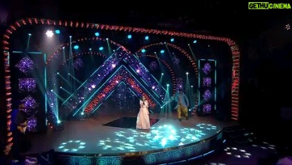 Anamika Singh - 255 Likes - When @singer_shaan @vishalmishraofficial clapping on this performance 😍😍🥳💕

#sur #tvshow #singer #realtyshow #anamikasingh #reels #music #song