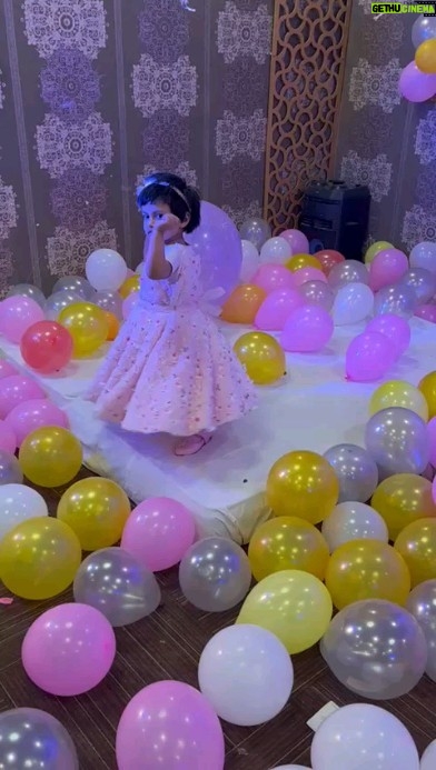 Anamika Singh - 213 Likes - Happy birthday My little Angel 💕🎂🥳🎁 God bless you my baby 😙

#happybirthday #littleangel #babygirl