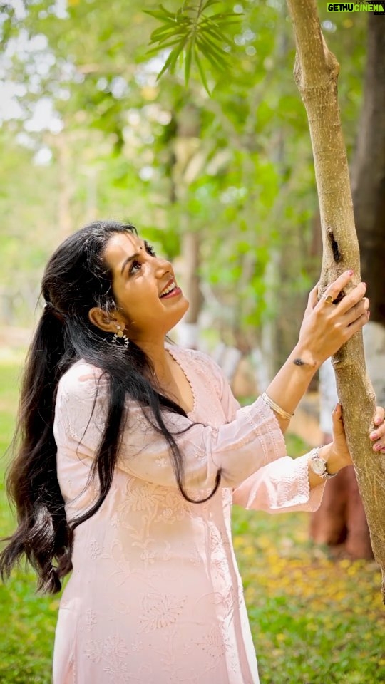 Anamika Singh - 621 Likes - Kavane Disha Mein Le ke chala #songs #song #music #trending #nadiyakepaar #anamikasingh #reels #viral #music #muscilovers #bollywoodsongs #bollywood #oldsongs #newreels #trendingreels