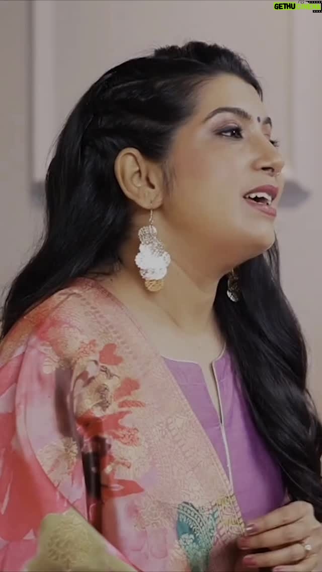 Anamika Singh - 128 Likes - Baat Dil ki hai Dil Se samjhaiye Jara .....

#singer #song #ghazallovers #ghazal #shayari #classicalmusic #anamikasingh #hindisongs #music #bollywoodmusic #traditional #classicalmusic #instagram