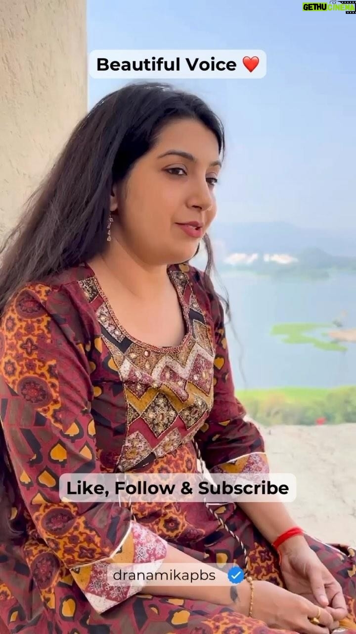 Anamika Singh - 6K Likes - Ankhiyon k jharokhon se

Cover by @dranamikapbs

Like, comment, share and follow!!

I hope you guys enjoy it. 🌼

If you do, then don’t forget to like, comment, and share.

To follow my musical journey more closely, subscribe to my YouTube channel (link in bio) and follow me on Instagram.

Your support is deeply appreciated. Thank you!

#music #oldsongs #retro #songs #song #art #artist #singer #cover #coversong #talent #cine #photography #video #HindiMusic #BollywoodMusic #BollywoodSongs #IndianMusic #HindiSongs #OldHindiSongs #NewBollywoodHits #DesiMusic #IndianClassicalMusic #BollywoodHits.
