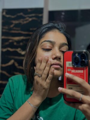 Ananya Amar Instagram - Dear August , 
You were a long month , full of surprises and unexpected events. 
Not a roller coaster 🎢 but a MIXER for sure (WonderLa) 😅 
Always grateful for whatever you have given us 🏡 
here , take a little piece of my ❤️ . 

#august #home #ananyaamar #beingbujji #bengaluru #photodump