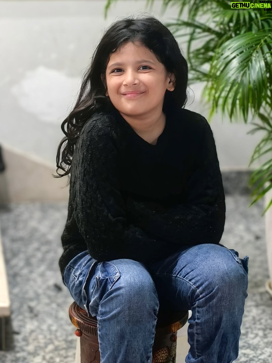 Ananya Gambhir - 5.2K Likes - New year, same family love, bigger blessings 🤍

#ananyagambhir