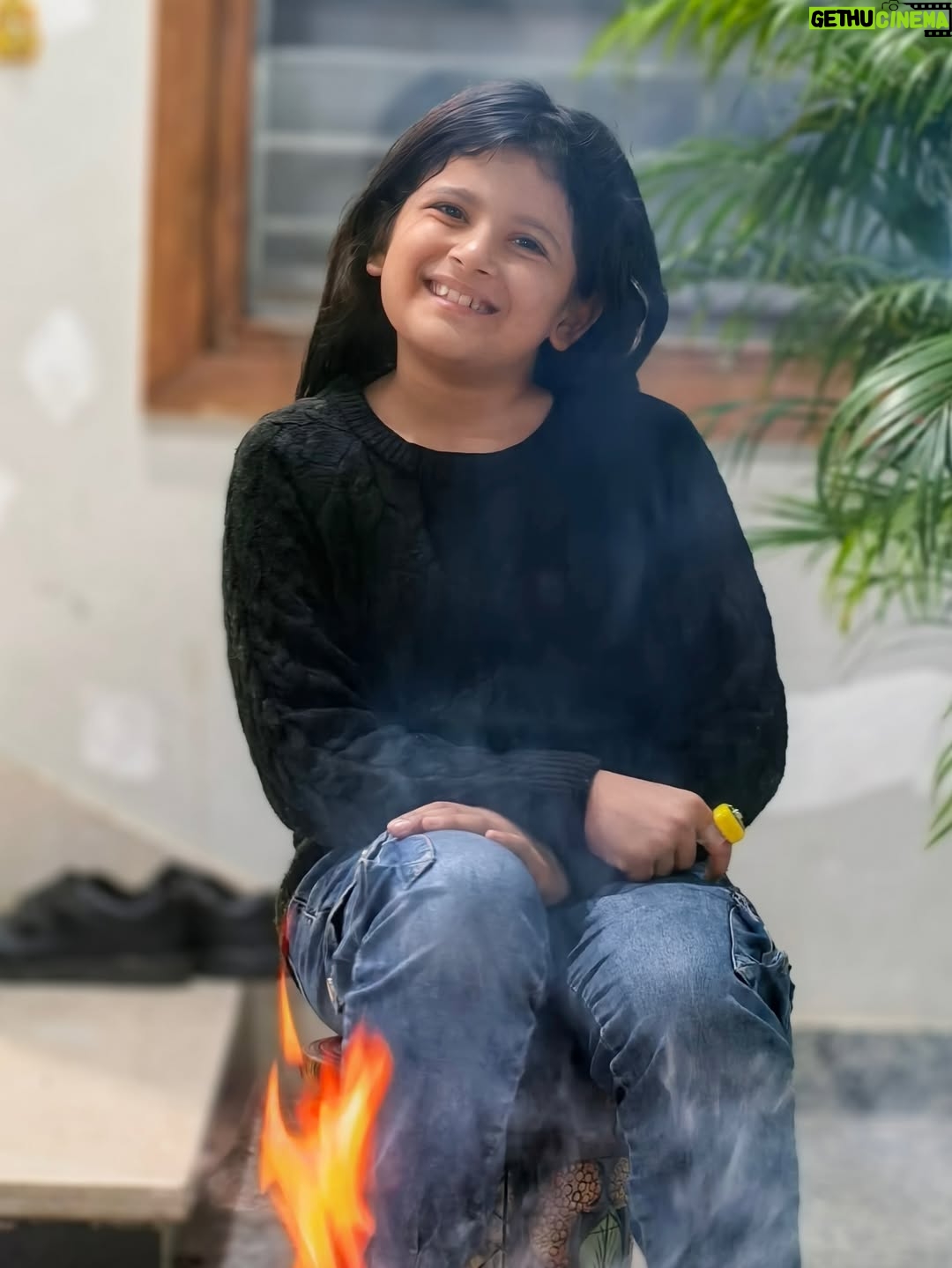 Ananya Gambhir - 5.2K Likes - New year, same family love, bigger blessings 🤍

#ananyagambhir