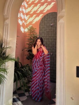Anaya Pratap Instagram - This look is my favourite ❤️
Location- @dolcevitapushkar