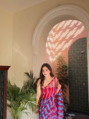 Anaya Pratap Instagram - This look is my favourite ❤️
Location- @dolcevitapushkar