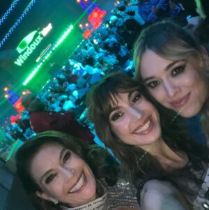 Andrea Bowen Instagram - Putting the ball in Jingle Ball! 🤰🤰

Celebrating the season with my girls @officialterihatcher @iamemersontenney 🥰
@iheartpodcast @desperatelydevotedpodcast

Hair/mu: @faustinehornok ❤️