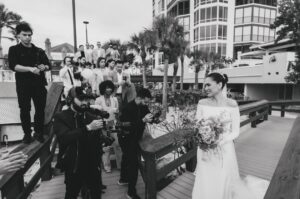Andrea Meza Instagram - Ayer se cumpliĂł un año del mejor dĂa 🤍💍 01/11
Seeing these photos makes me want to relive it all over again.
Happy anniversary, my love @yoryanantonio 🤍
I love you, forever!