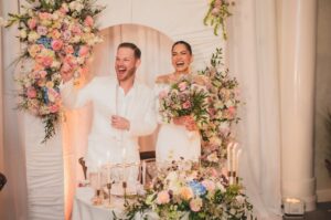 Andrea Meza Instagram - Ayer se cumpliĂł un año del mejor dĂa 🤍💍 01/11
Seeing these photos makes me want to relive it all over again.
Happy anniversary, my love @yoryanantonio 🤍
I love you, forever!