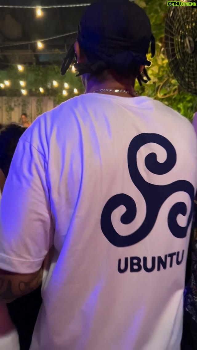 Andressa Alves - 167 Likes - A Experiência Jamaica tá pegando fogo!
Bailar Baobá, Ubuntu e Colaborae juntas até as 4h da manhã 🇯🇲

Uma colaboração entre Bailar Baobá, Experiência Jamaica e Ubuntu Produções, com apoio da Colaborae e VRY Company sempre deixando forte. 

Chega mais e se junta a essa energia? 🤤

🎥 @kyra.b.ferreira 

#ExperiênciaJamaica #BailarBaobá #UbuntuProduções #Colaborae #VRYCompany #CulturaViva #ColaboraçãoÉForça #atéas4h
