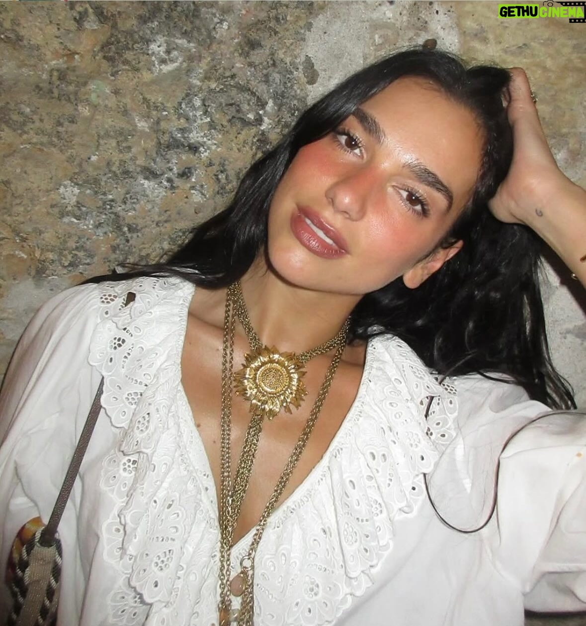 Anesa Lipa - 29.4K Likes - ❤️ HAPPY BIRTHDAY DUA!! ❤️
From the moment you came to my life, you’ve filled it with love,joy and pride.Watching you grow into incredible woman today has been the greatest gift of my life!
May this new decade bring you endless happiness,success,love and all the dreams you’ve ever wished for!!
I’m so proud of you and can’t wait to see all the joy and love next chapter brings you!
I love you!! Te dua!! ❤️❤️❤️