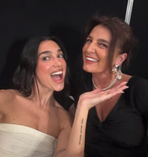 Anesa Lipa Instagram - ❤️ HAPPY BIRTHDAY DUA!! ❤️
From the moment you came to my life, you’ve filled it with love,joy and pride.Watching you grow into incredible woman today has been the greatest gift of my life!
May this new decade bring you endless happiness,success,love and all the dreams you’ve ever wished for!!
I’m so proud of you and can’t wait to see all the joy and love next chapter brings you!
I love you!! Te dua!! ❤️❤️❤️