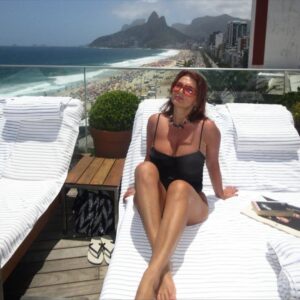 Anesa Lipa Instagram - Brazil 💛🇧🇷💚
