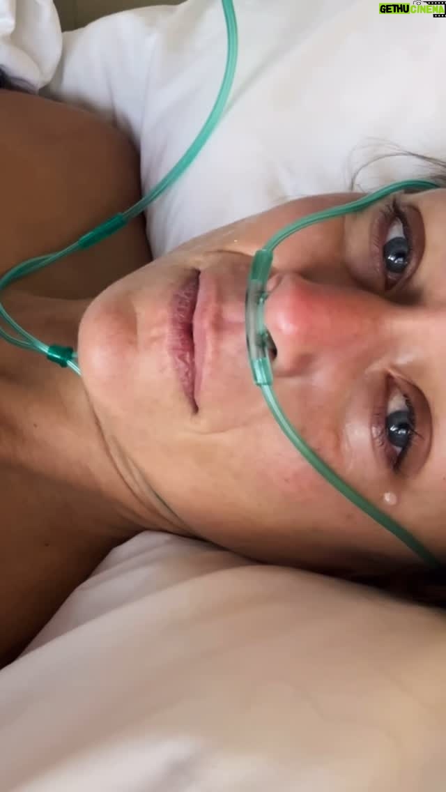 Anet Antošová - 2.2K Likes - DNES přesně 141 dní. Nejen těchto necelých 5 měsíců po o, ale i předchozí 3 roky s úrazem pro mě byly #brainvyzva . Teď však zcela od nuly. Někdy je ten restart starého & nastavení nového systému třeba. Nic čeho bych litovala. Vděčná za vše. Btw ta úklona na konci je práce cca 3 měsíců…

All about MINDSET, CONSISTENCY & DISCIPLINE! 

TODAY exactly 141 days. Not only these less than 5 months after the surgery, but also the previous 3 years with the injury were a #brainchallenge for me. But now completely from scratch. Sometimes the restart of the old & setting up a new system is necessary. Regret nothing. Appreciate everything. Btw the bow at the end is about 3 months of work…

@brainmarket_cz
