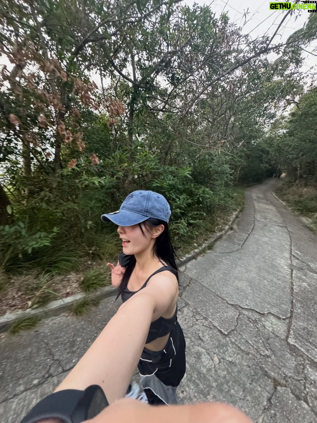 Angel Lam Chin-Ting - 3.9K Likes - Surrounded by wonderful people and good things 🌠