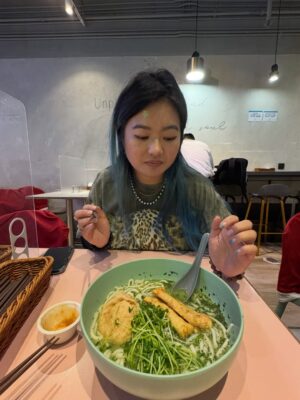 Angel Lam Chin-Ting Instagram - Surrounded by wonderful people and good things 🌠