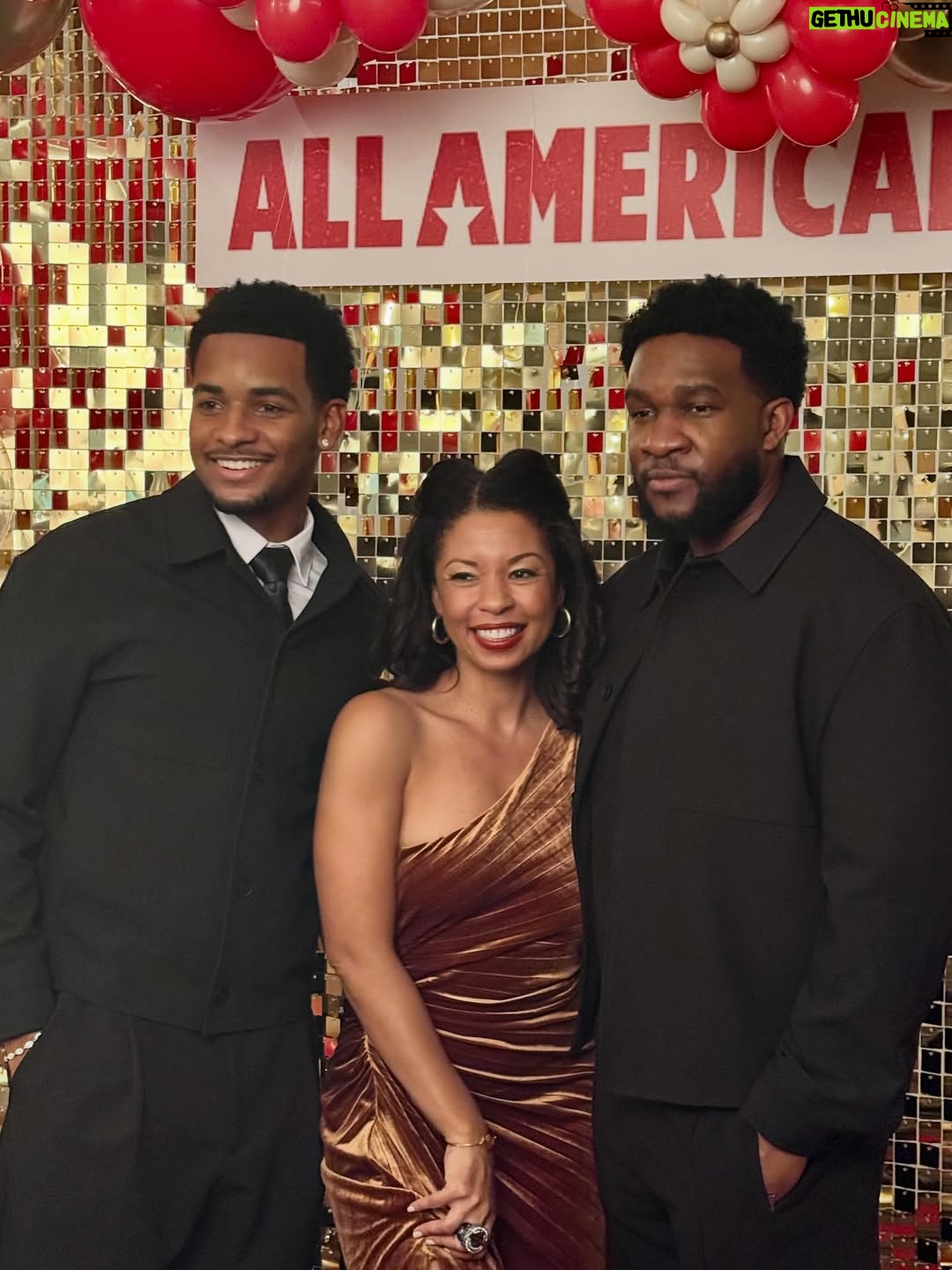 Angel Parker - 2.2K Likes - That’s a wrap! @cwallamerican GR8 Night!! ✨