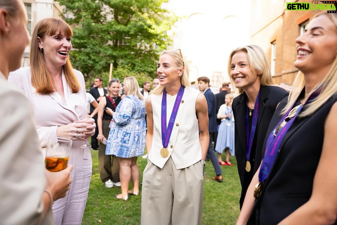 Angela Rayner - 6.1K Likes - These women are absolute legends!!

There was a proper buzz in Downing Street tonight as we hosted the @lionesses. So proud of what they’ve done for women’s football and representing England with such brilliance.

Let the celebrations continue!! ⚽🎉