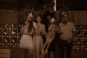 Angélica Blandón Instagram - Creating memories 💫
HBD Martinez desde @larosanauticaclub
DJ set @pandoraguaduas
🧛 @gustavomartinez_ @brisablandon @julietablahblah @elmao13
Fujifilm x100 VI @fujifilmcolombia