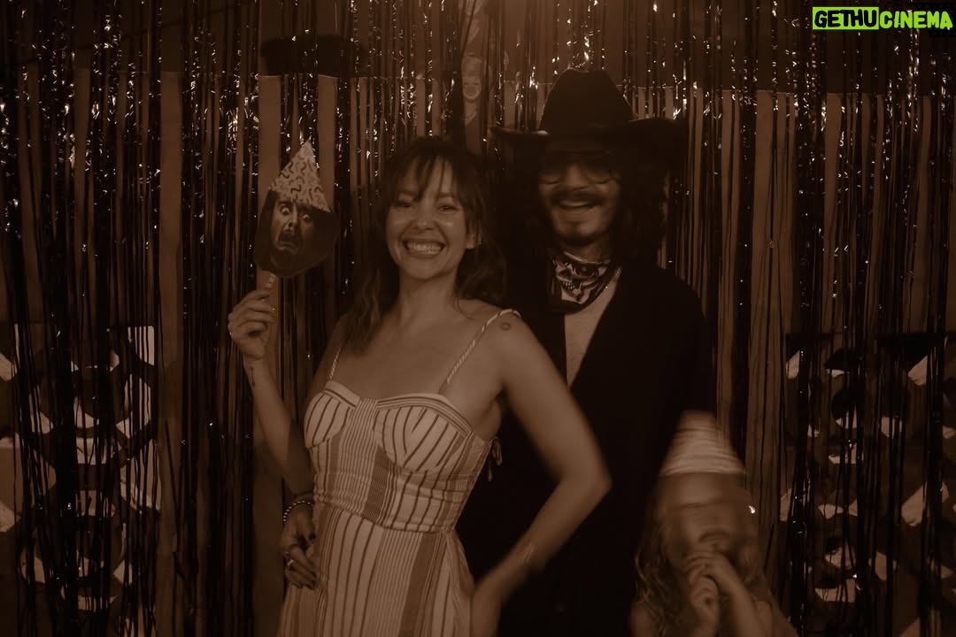 Angélica Blandón - 1.3K Likes - Creating memories 💫

HBD Martinez desde @larosanauticaclub 
DJ set @pandoraguaduas 

 🧛 @gustavomartinez_ @brisablandon @julietablahblah @elmao13 

Fujifilm x100 VI @fujifilmcolombia