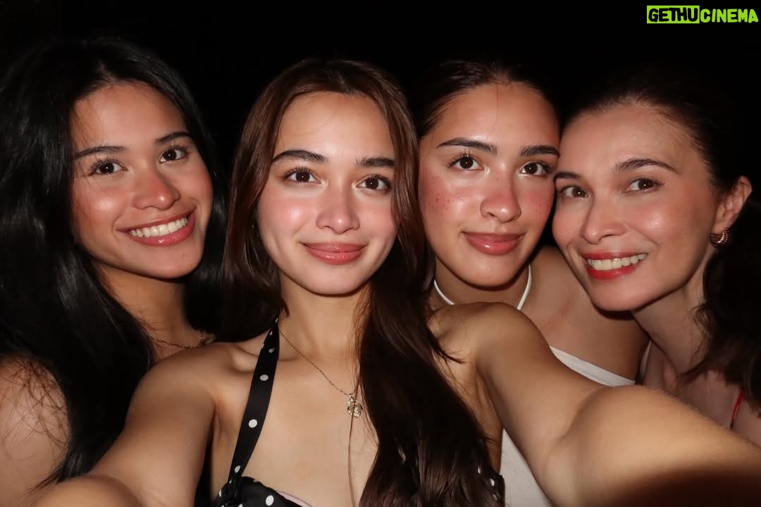 Angelina Cruz - 43.3K Likes - nye 🦋